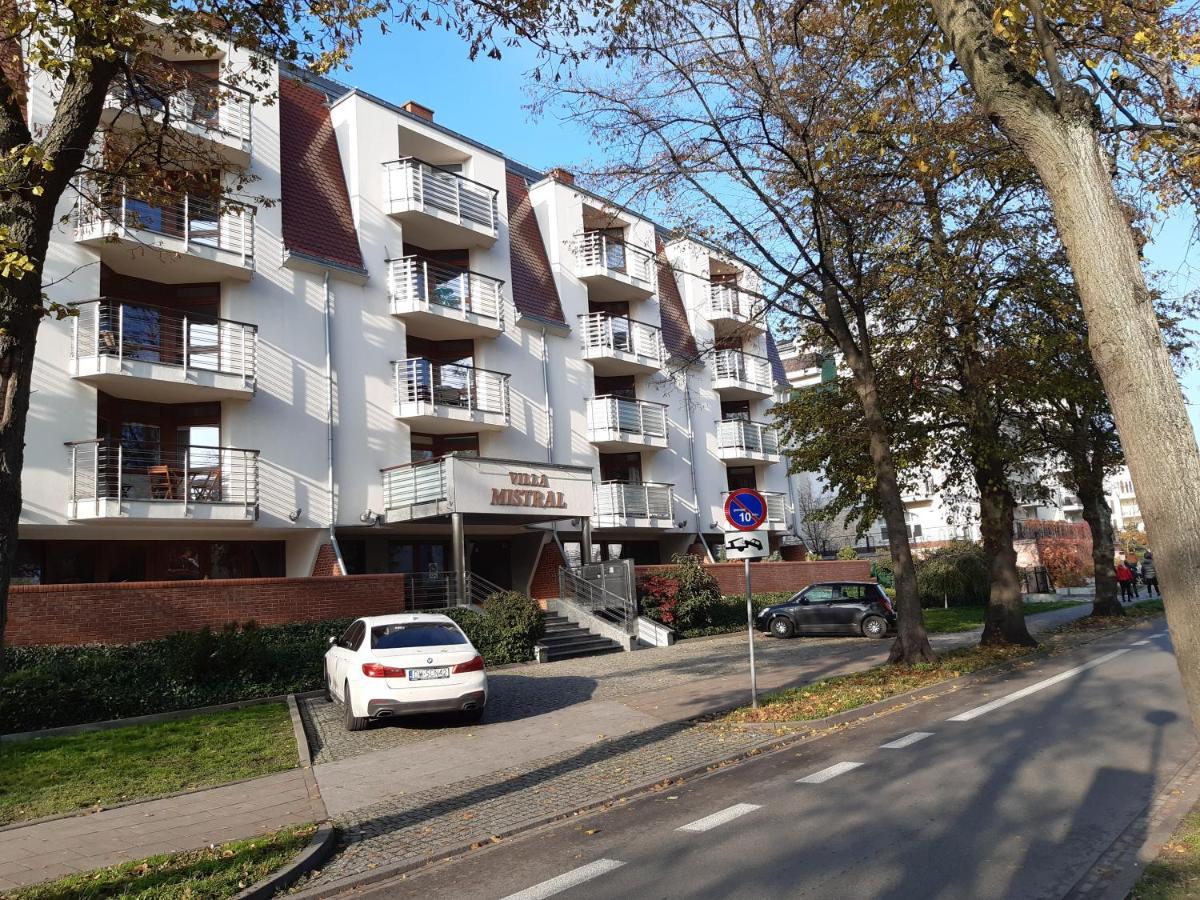 Apartament Trzy Pomosty Villa Mistral Świnoujście  Eksteriør billede